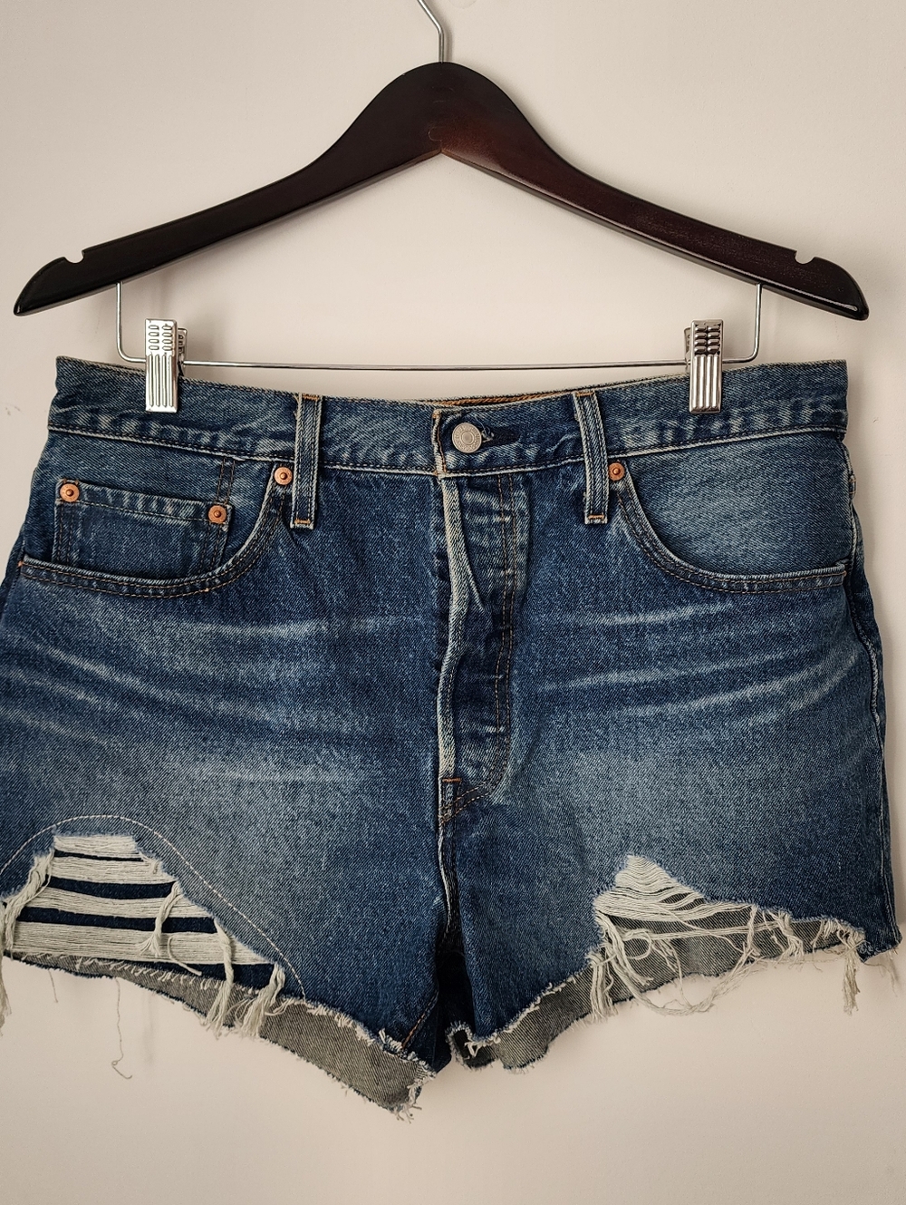 LEVI'S Distressed High-Waist Denim Shorts - Blue